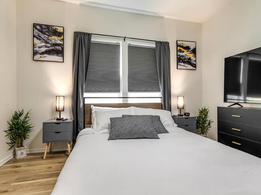 Stylish & Serene Modern Retreat Bartlesville Bagian luar foto